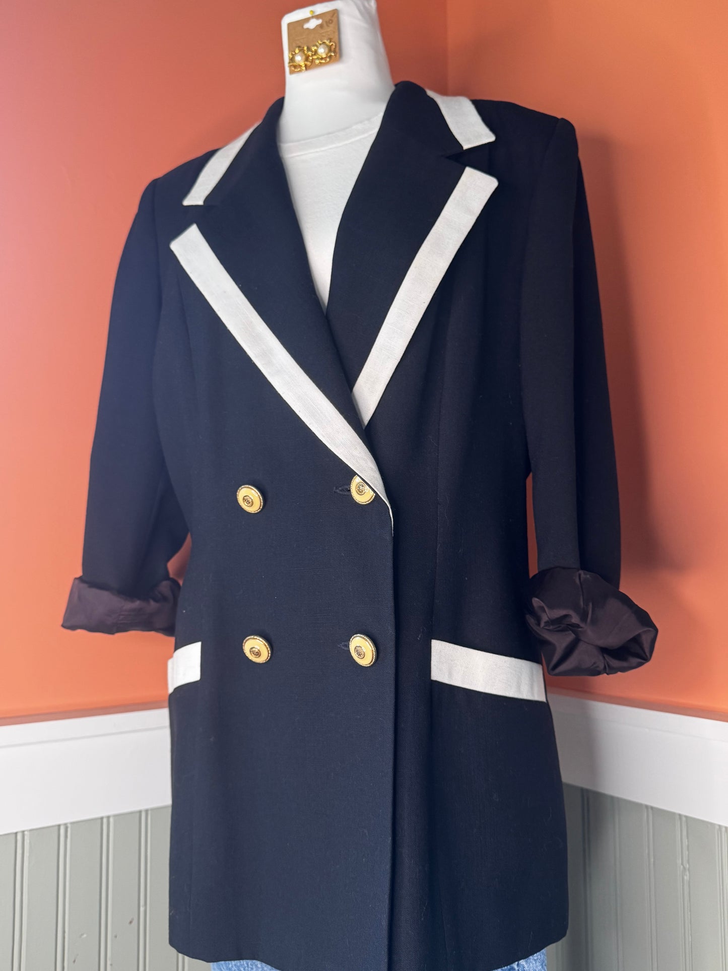Vintage Oleg Cassini Blazer – Black with Ivory Trim